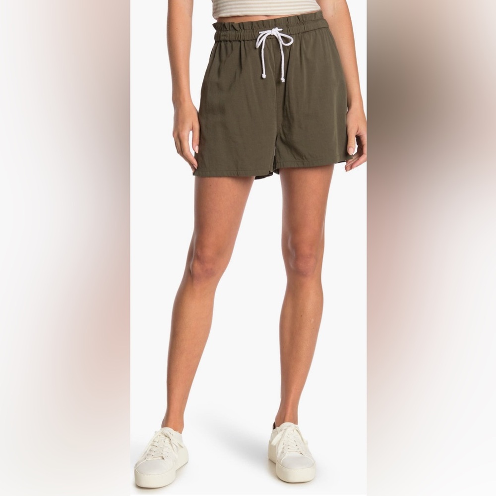 Abound | Paperbag Sport Shorts | M | Olive Green